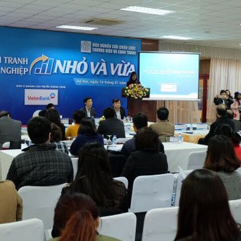 Hội thảo "Chiến lược cạnh tranh cho doanh nghiệp nhỏ và vừa Việt Nam"